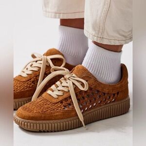 Free People NWOB Wimberly Woven Suede Leather Sneakers Tan Women’s Size 8.5